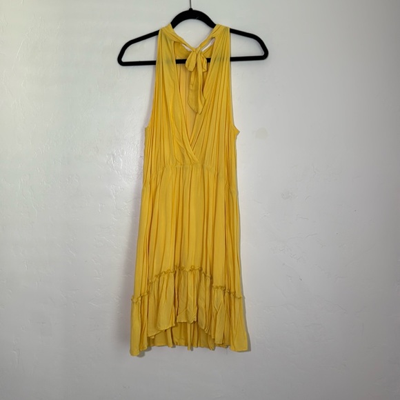 Chic Yellow Backless Dress - Picture 3 of 4
